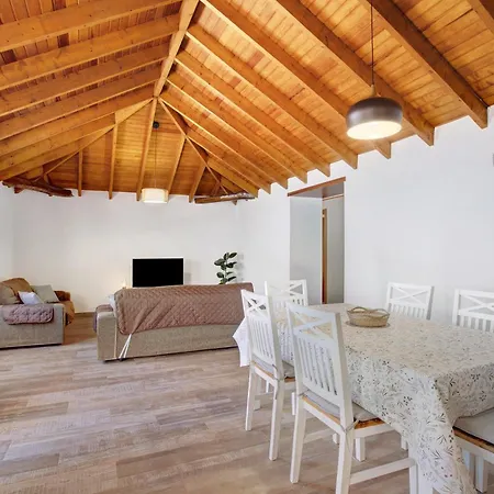 Casa Marhec * 绍萨尔